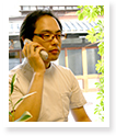 施術に関するお問い合わせ・ご予約は、院長山津が承ります。お気軽にご連絡ください。